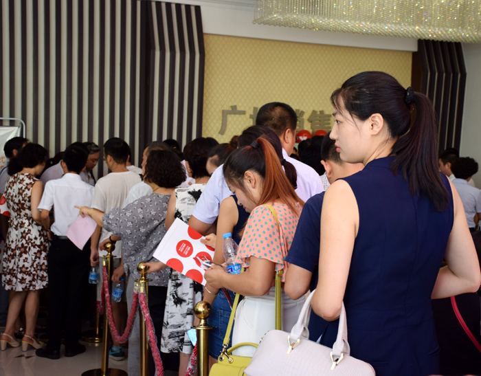 喜報(bào)！捷報(bào)！一經(jīng)推出即成隴南商業(yè)傳奇！