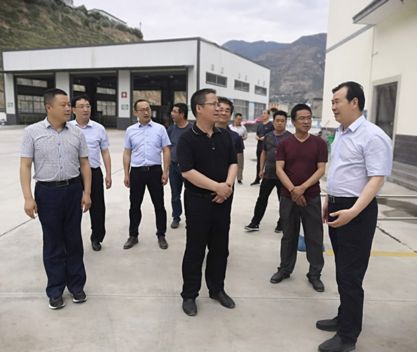 隴南市委常委、組織部部長楊郃調(diào)研指導(dǎo)市龍江城鄉(xiāng)發(fā)展集團公司黨建工作