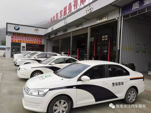 金錘鈑金，銀槍噴漆！龍江汽修值得信賴！